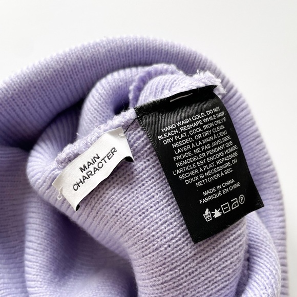 Main Character Lavender Toque - Picture 3 of 3